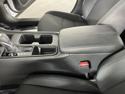 Used 2025 Nissan Sentra S FWD image 24
