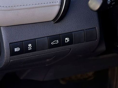 Used 2018 Toyota Camry LE w/ Audio Package image 28