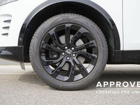 Used 2025 Land Rover Discovery Sport Dynamic SE image 34