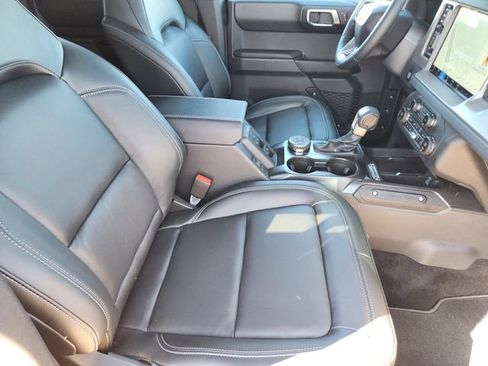 New 2025 Ford Bronco Outer Banks image 14