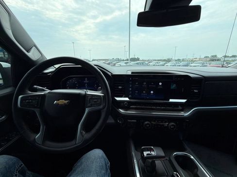 Used 2024 Chevrolet Silverado 1500 LTZ AWD/4WD image 25