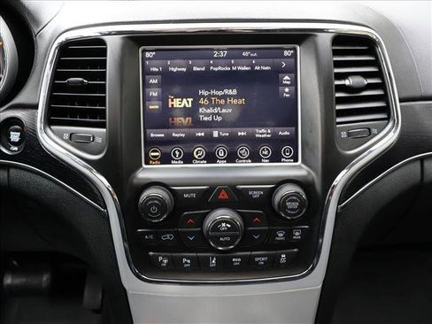 Used 2018 Jeep Grand Cherokee Summit w/ Platinum Series Group AWD/4WD image 17