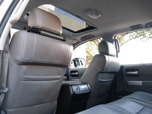 Used 2018 Toyota Sequoia Limited image 25