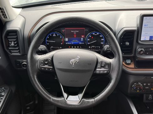 Used 2023 Ford Bronco Sport Outer Banks w/ Tech Package AWD/4WD image 15