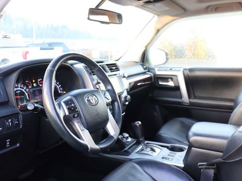 Used 2015 Toyota 4Runner Limited image 10