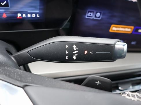 New 2026 Chevrolet Traverse LT w/ Sun and Wheel Package image 17