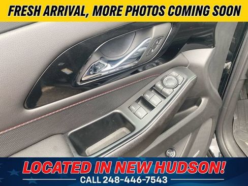 Used 2023 Chevrolet Traverse RS w/ LPO, Floor Liner Package AWD/4WD image 24