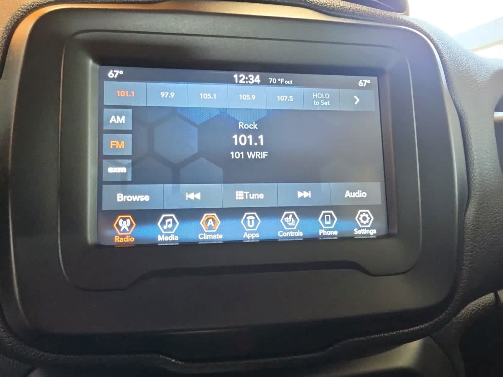 Used 2020 Jeep Renegade Limited AWD/4WD image 26