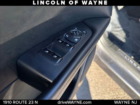 Certified 2022 Lincoln Nautilus Reserve image 14