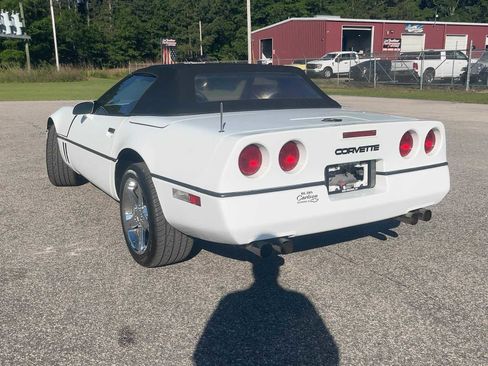 Used 1989 Chevrolet Corvette Convertible RWD image 4