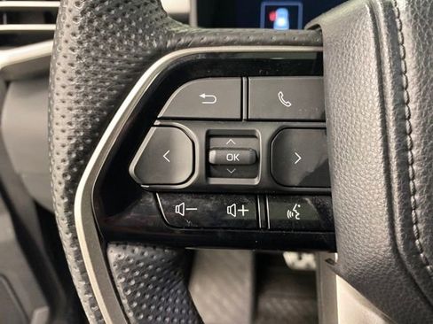 Used 2024 Toyota Sequoia Limited image 18