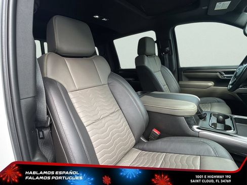 Certified 2024 Chevrolet Silverado 2500 ZR2 w/ Technology Package AWD/4WD image 40