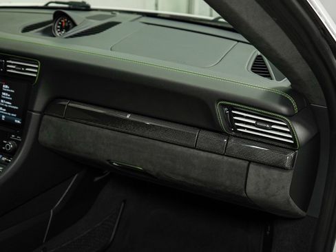Used 2019 Porsche 911 GT3 RS RWD image 31