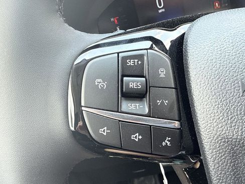 New 2025 Ford Escape PHEV image 19