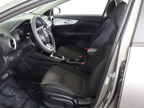 Used 2024 Kia Forte LXS image 28