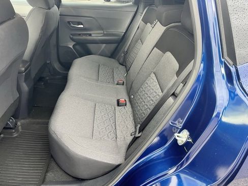 Certified 2025 Nissan Kicks SV image 12