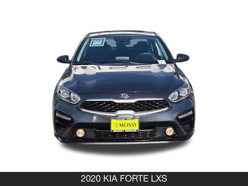 Used 2020 Kia Forte LXS FWD image 4
