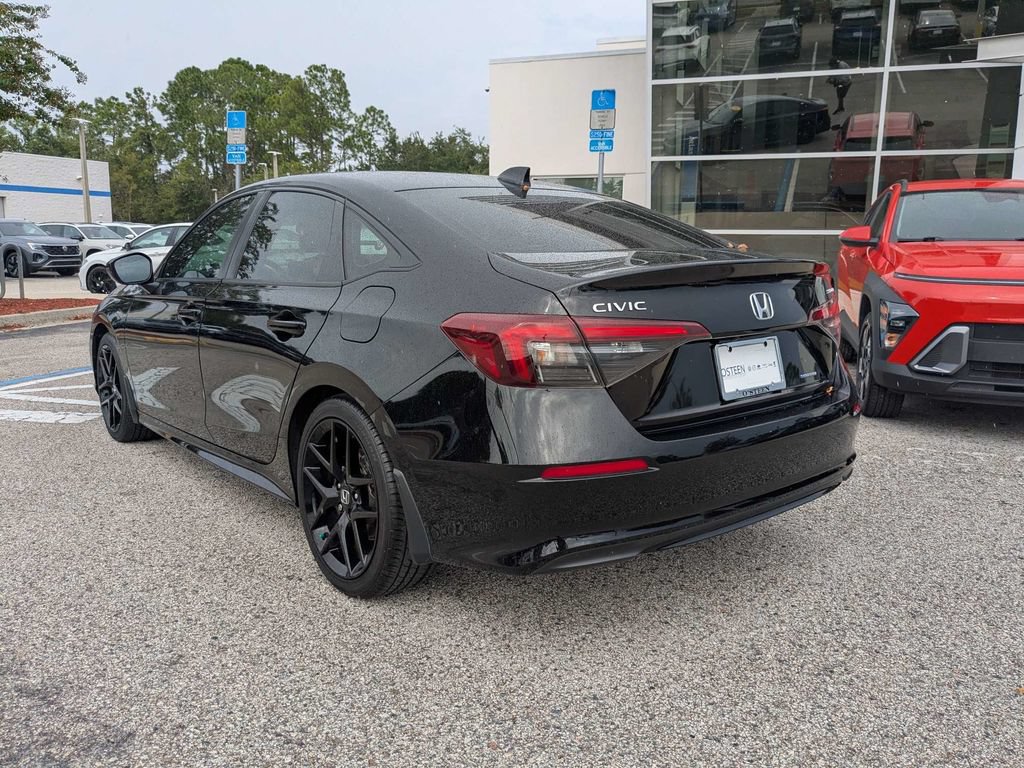 Used 2025 Honda Civic FWD Hybrid Sedan image 4