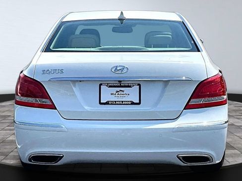Used 2011 Hyundai Equus Ultimate RWD image 4