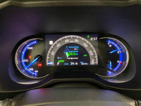 Used 2020 Toyota RAV4 Limited image 20