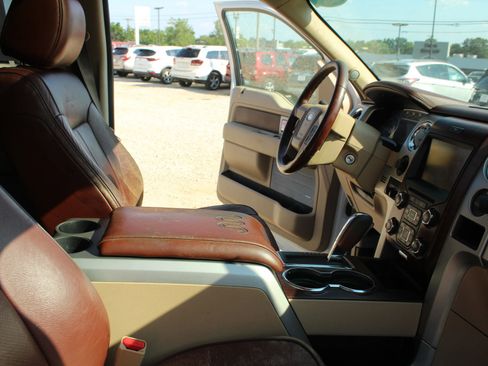 Used 2013 Ford F150 King Ranch w/ King Ranch Luxury Pkg image 32