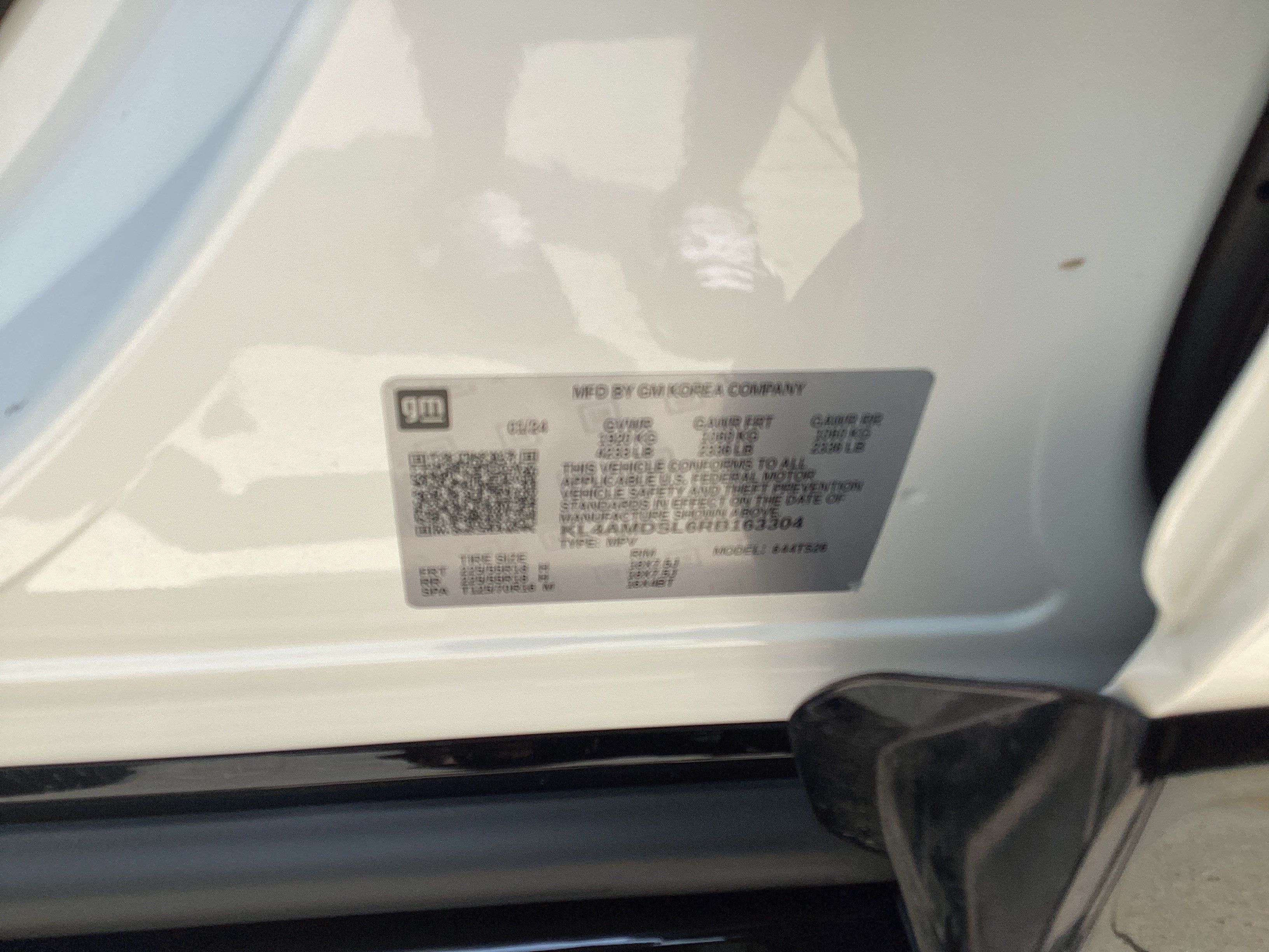 Used 2024 Buick Encore GX Sport Touring FWD image 38