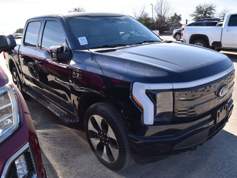 Certified 2022 Ford F150 Lightning Platinum image 5