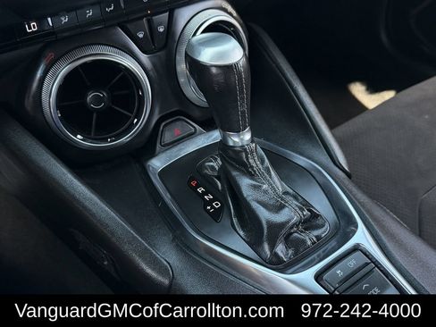 Used 2022 Chevrolet Camaro LT RWD image 19