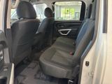 Used 2019 Nissan Titan SV image 5
