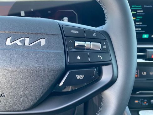 New 2026 Kia Sportage SX Prestige AWD/4WD image 16