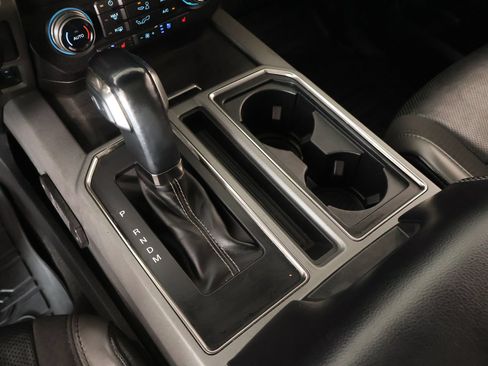 Used 2019 Ford F150 Raptor w/ Equipment Group 802A Luxury AWD/4WD image 10