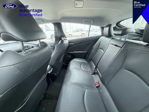 Used 2021 Toyota Prius Prime XLE w/ Carpet Mat Package (TMS) FWD image 11