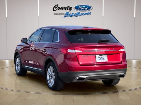 Used 2018 Lincoln MKX Premiere FWD image 18