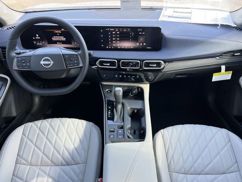 New 2026 Nissan Sentra SL w/ Floor Mat Package image 9