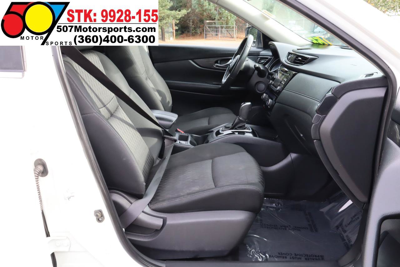 Used 2017 Nissan Rogue SV FWD image 26