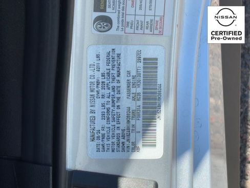 Certified 2024 Nissan Z Performance w/ Floor Mat Package RWD image 30