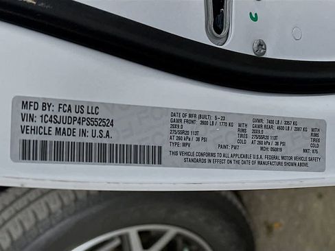 Used 2023 Jeep Wagoneer Series III w/ Preferred Equipment Group image 23