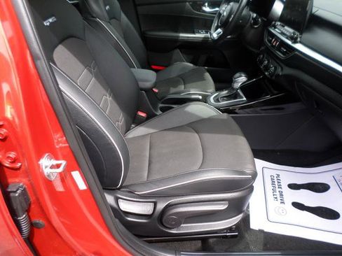 Used 2020 Kia Forte GT-Line w/ GT-Line Premium Package FWD image 2