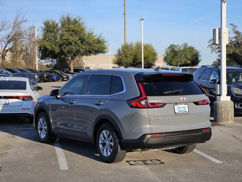 Used 2023 Honda CR-V LX image 5