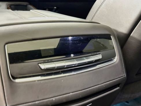 Used 2022 Cadillac Escalade ESV Sport Platinum RWD image 29
