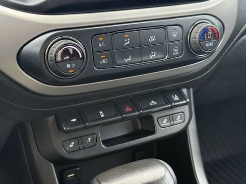 Used 2017 GMC Canyon SLT w/ Driver Alert Package AWD/4WD image 27