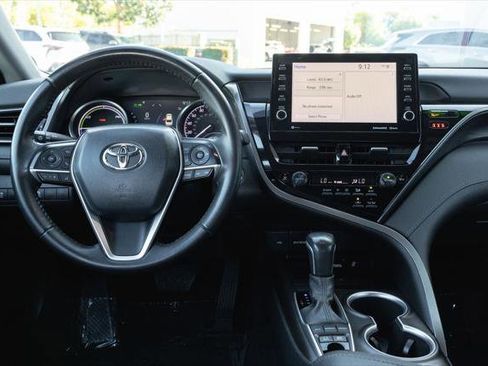 Certified 2022 Toyota Camry XLE image 26