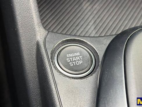 Used 2025 Kia K4 FWD image 26
