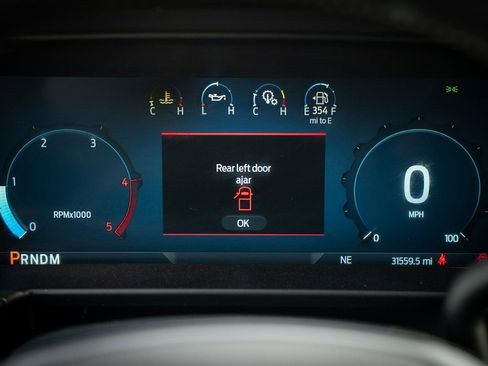 Certified 2024 Ford F250 Lariat image 25