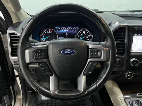 Used 2019 Ford Expedition Platinum image 23