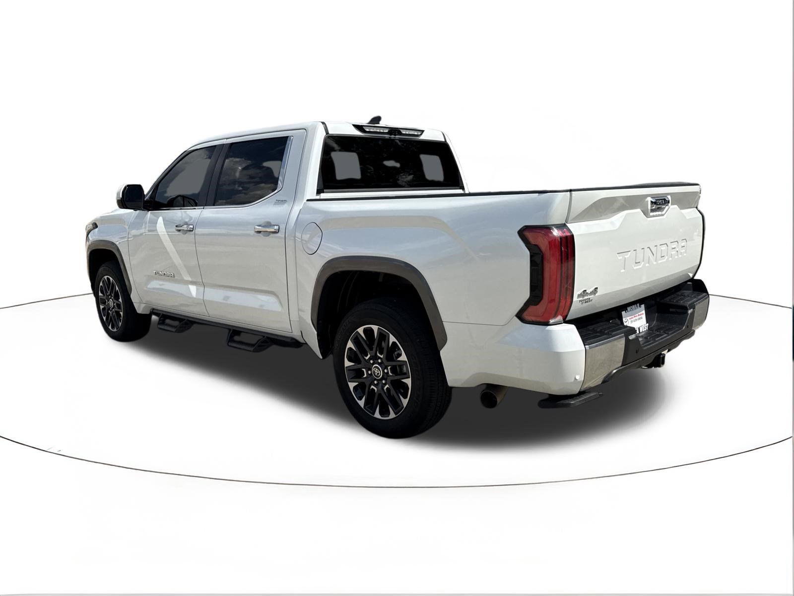 Used 2024 Toyota Tundra Limited AWD/4WD image 5