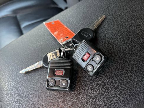 Used 2010 Ford F150 FX4 image 28