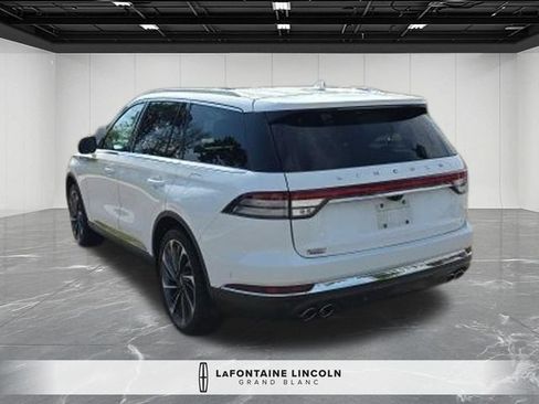 Used 2024 Lincoln Aviator Reserve w/ Equipment Group 201A AWD/4WD image 5