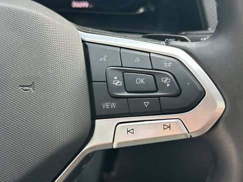Used 2025 Volkswagen Atlas Peak Edition SE AWD/4WD image 31