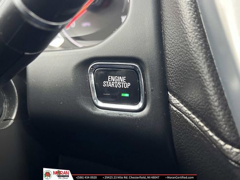 Used 2020 GMC Acadia SLE w/ Driver Convenience Package image 23